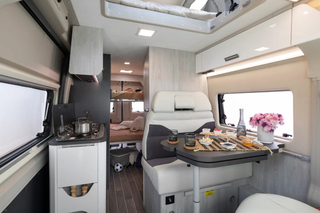 Camper de alquiler Roller Team Livingstone 5 Sport