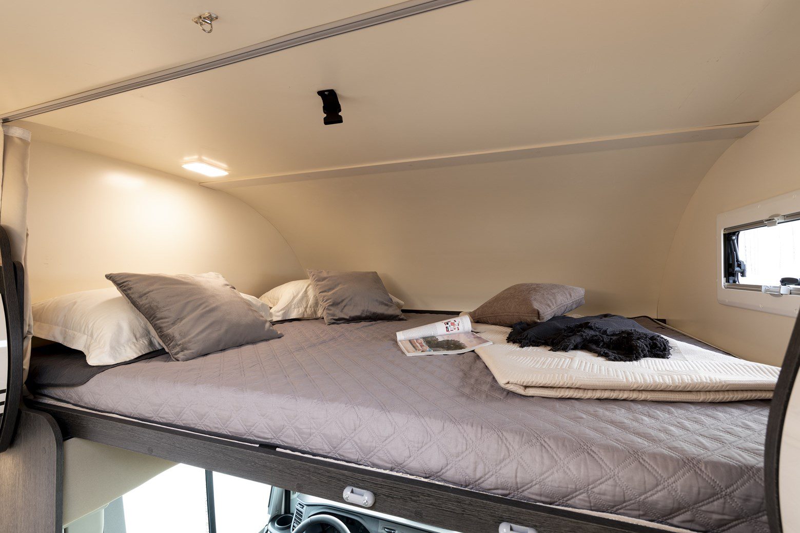 Roller-Team_Kronos 277M__SB_9882_a1800x900