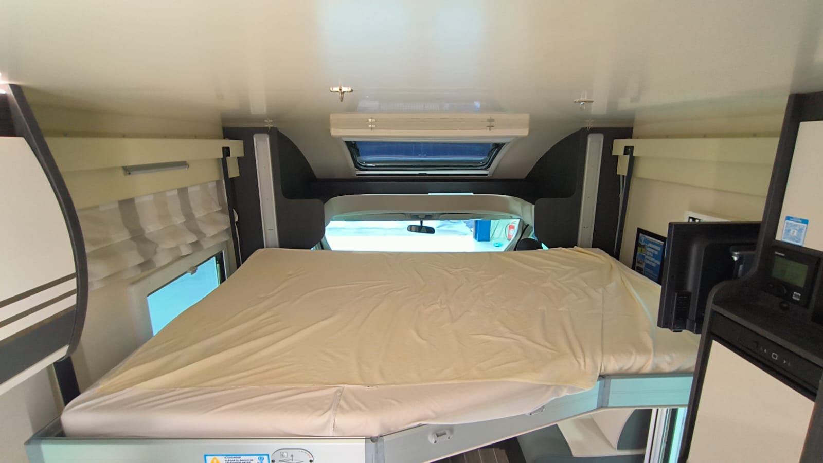 WhatsApp Image 2025-01-21 at 17.14.20 (2)