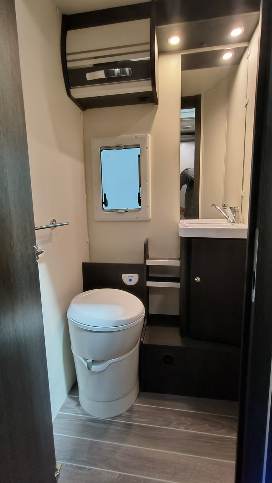 WhatsApp Image 2025-01-21 at 17.14.21 (1)