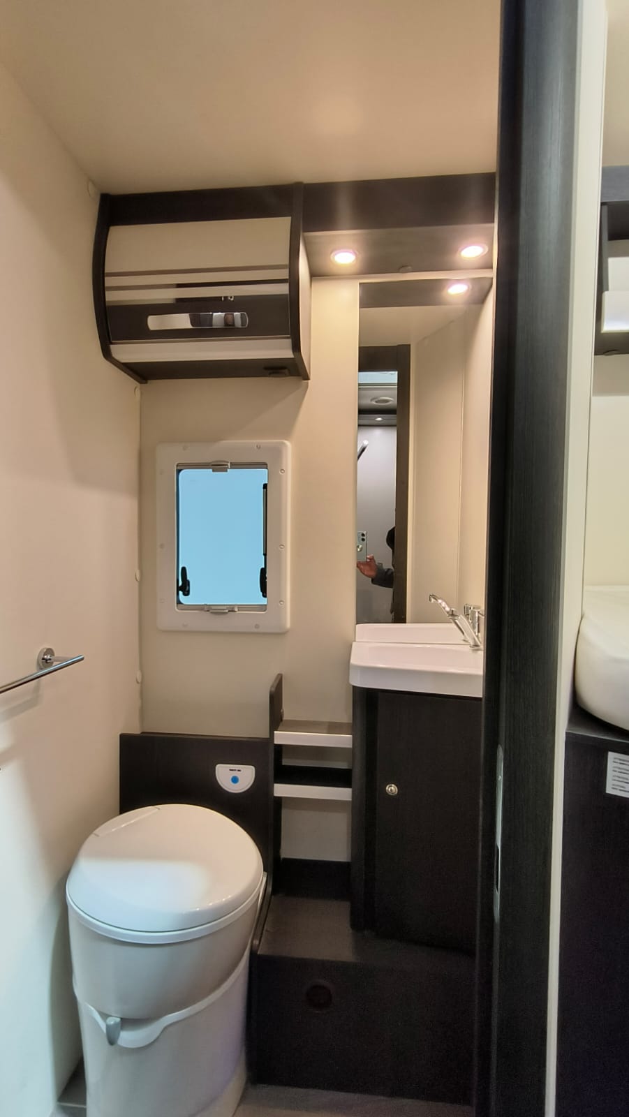 WhatsApp Image 2025-01-21 at 17.14.21 (2)