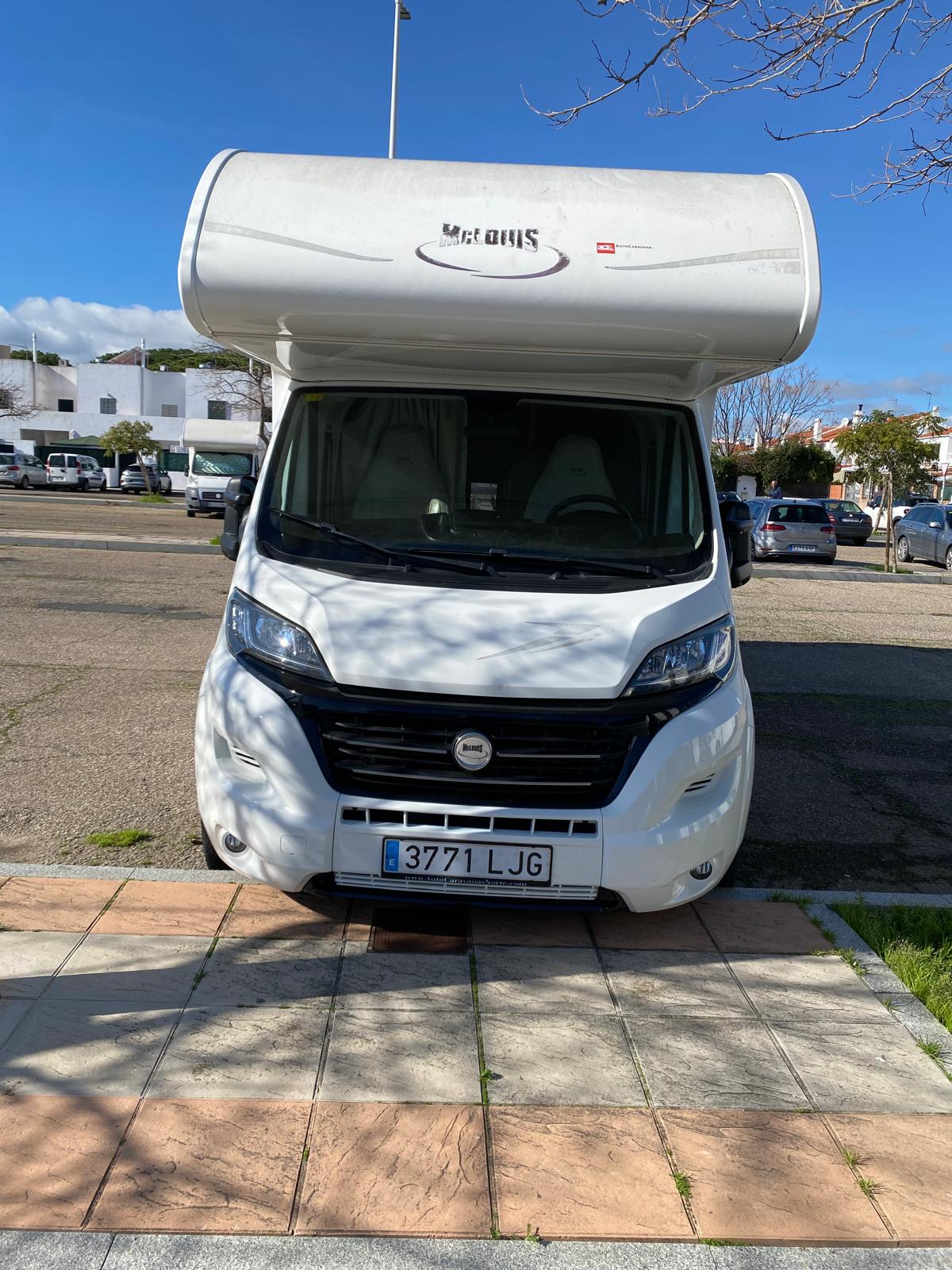 Exterior frontal McLuis Glamys 840