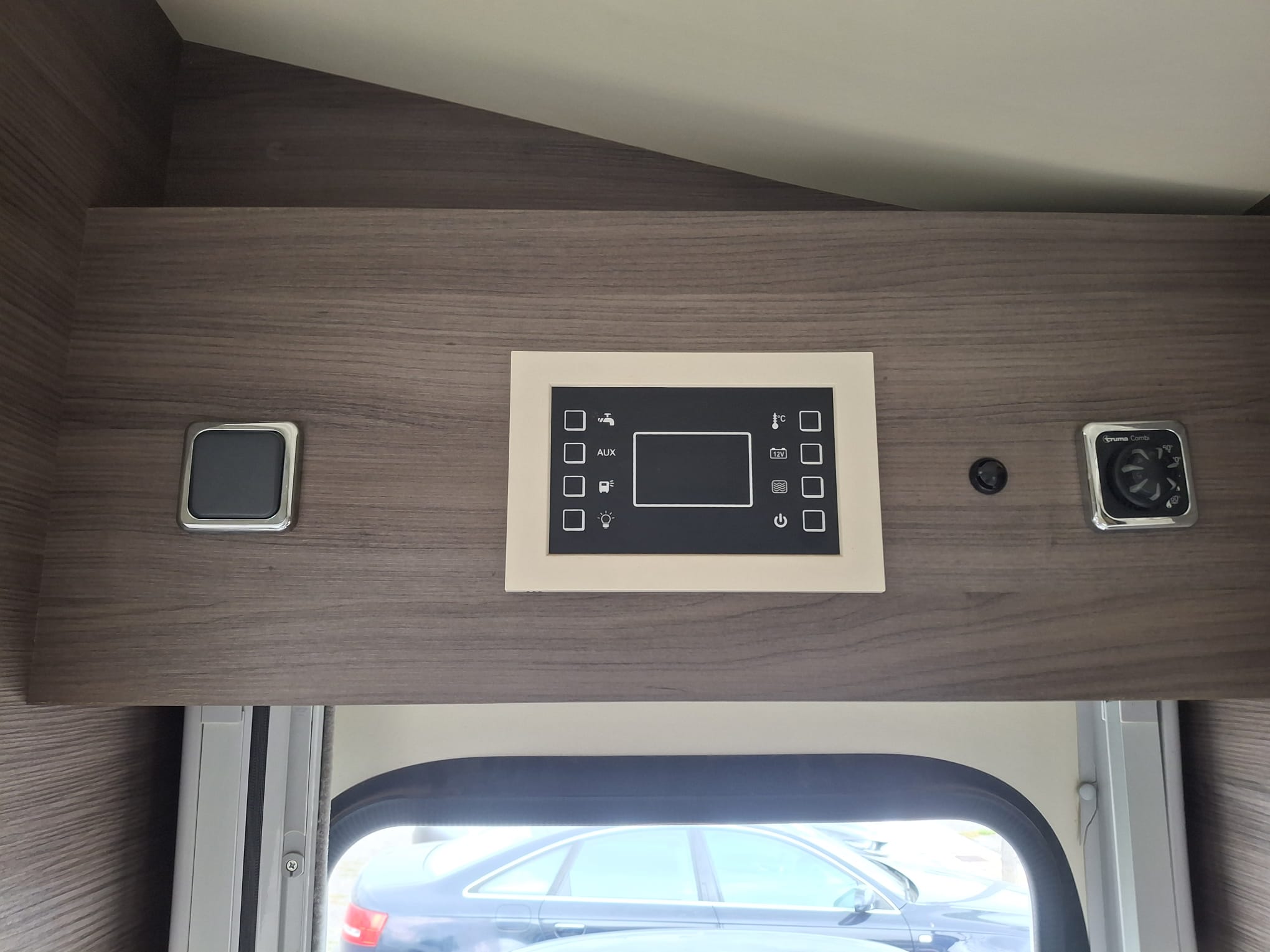 Interior McLuis Glamys 840